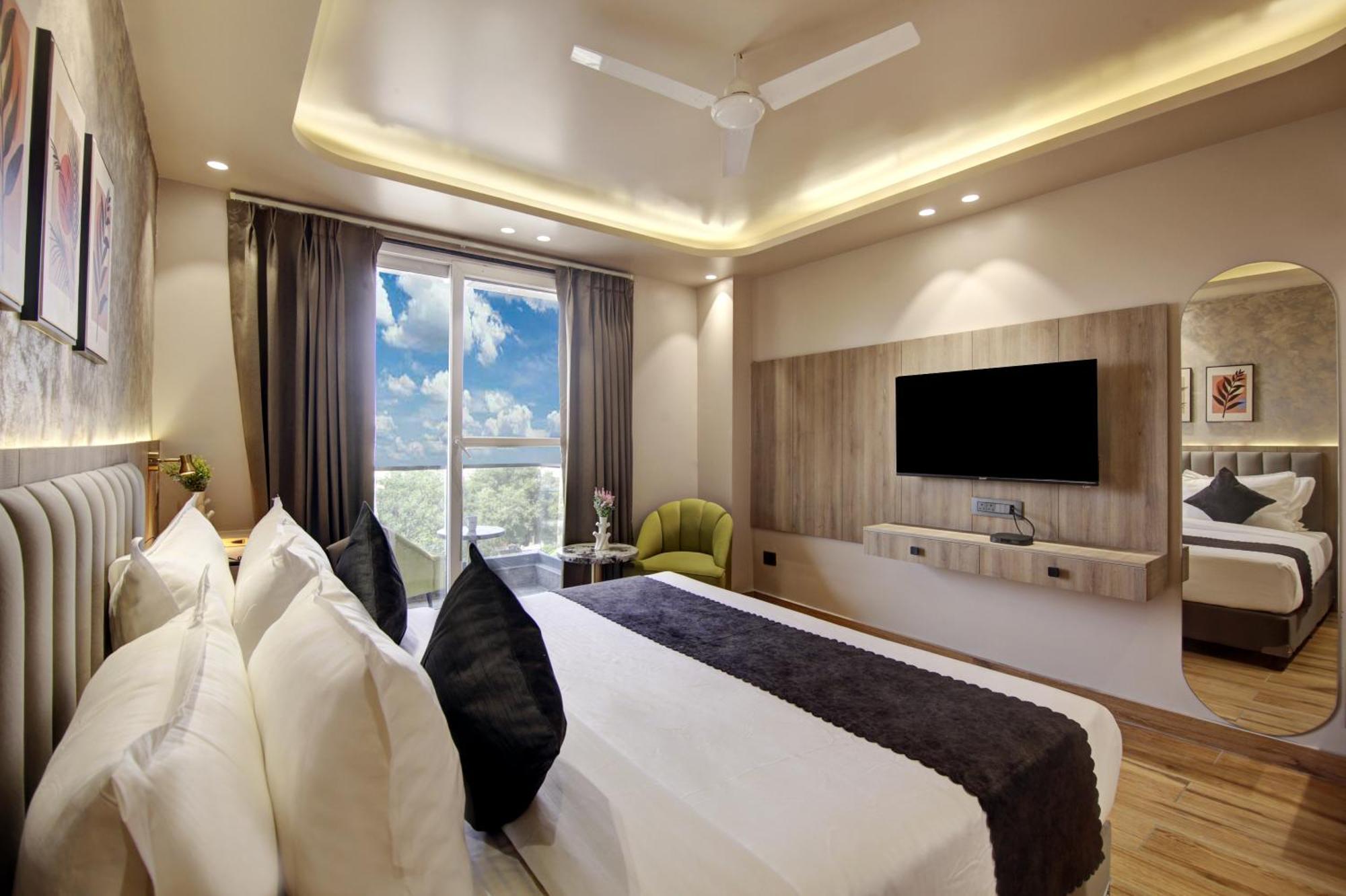 Saltstayz Premier - Near Golf Course Road & Sector 57 Gurgaon Exterior photo