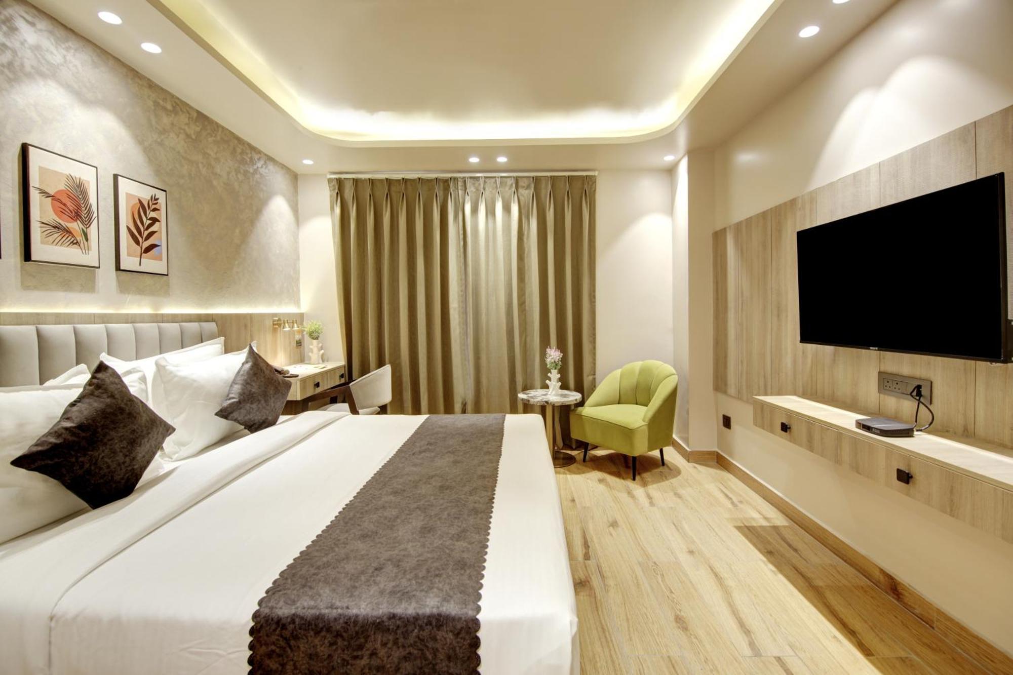 Saltstayz Premier - Near Golf Course Road & Sector 57 Gurgaon Exterior photo