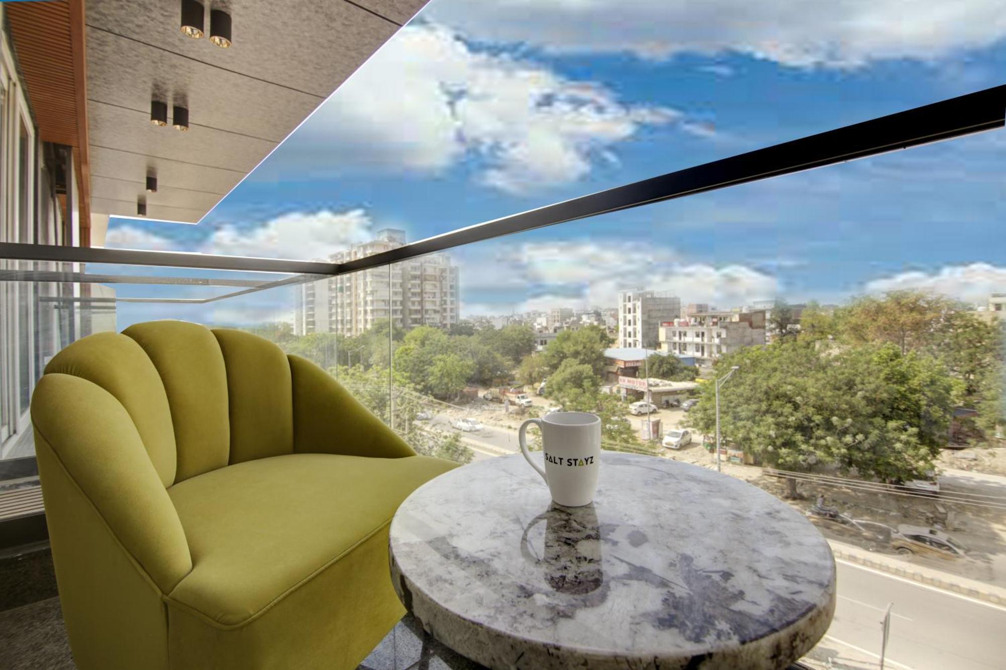 Saltstayz Premier - Near Golf Course Road & Sector 57 Gurgaon Exterior photo